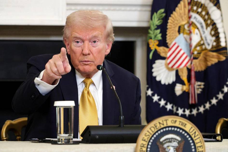 Трамп реклама туфайли Канадага қўшимча бож солди